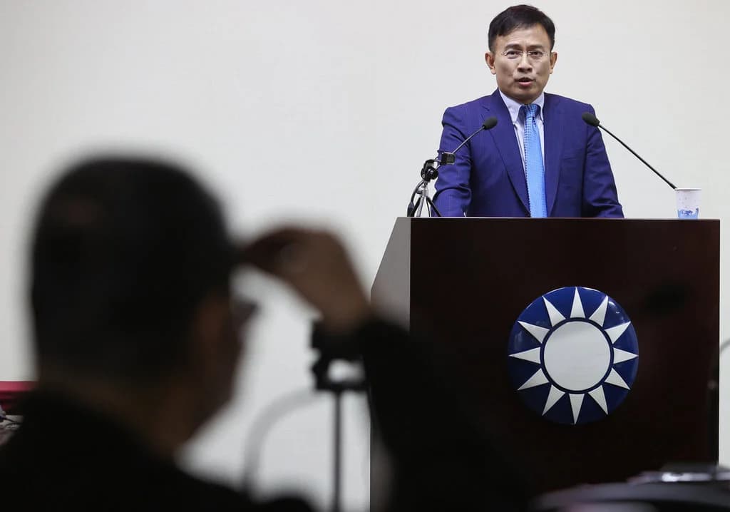 國民黨中常會談「論文門」 總統府急跳針回......還拿已被打臉的證據